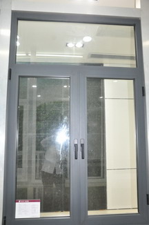 Aluminum casement window CW02